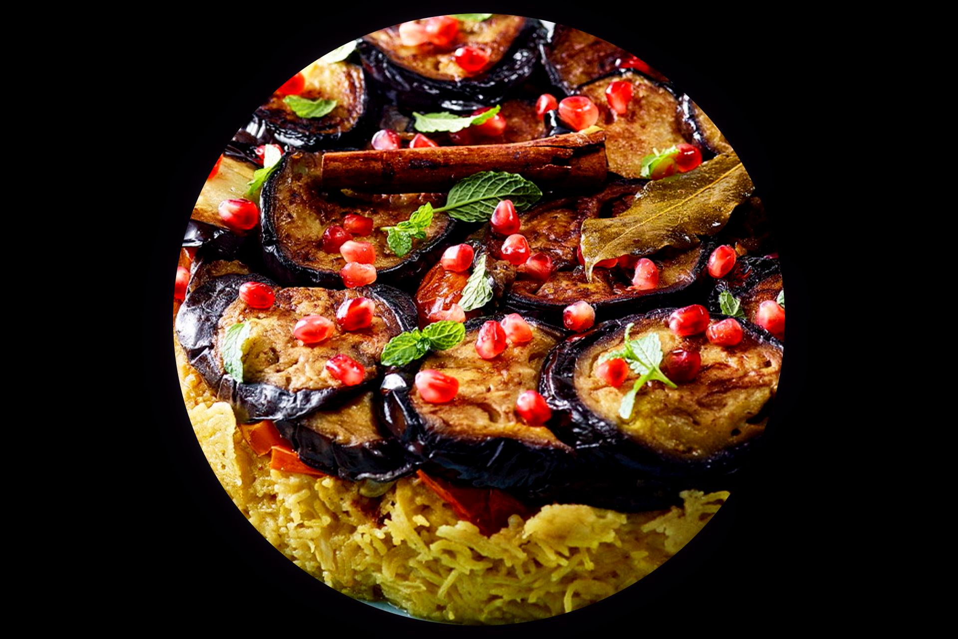 Middle Eastern rice cake; Arabic rice dish; Makloubeh; rice, vegetable and meat dish; eggplant,; potato; cauliflower;